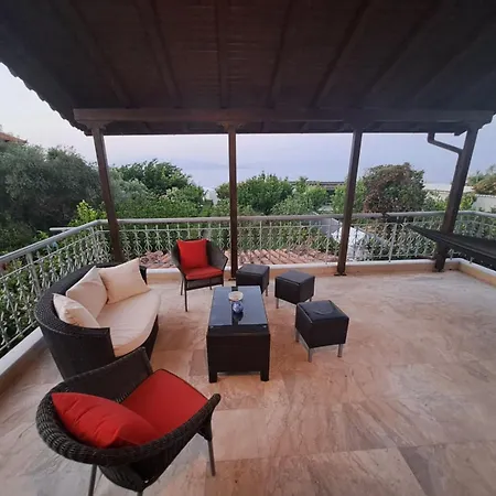 Apartman Aigeira Seafront Vacation 0 Floor