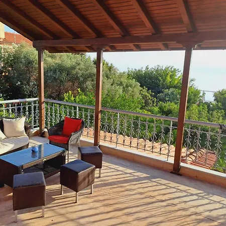 Apartman Aigeira Seafront Vacation 0 Floor *