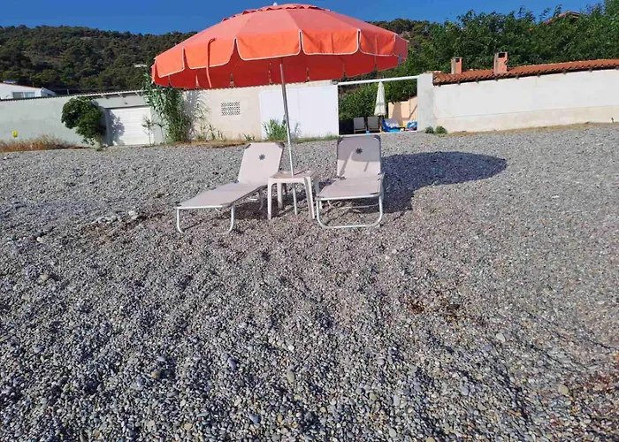 Aigeira Seafront Vacation 0 Floor Apartment